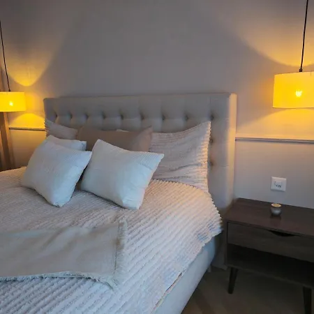 公寓 Naehe Bahnhof Und Skistation 英格堡